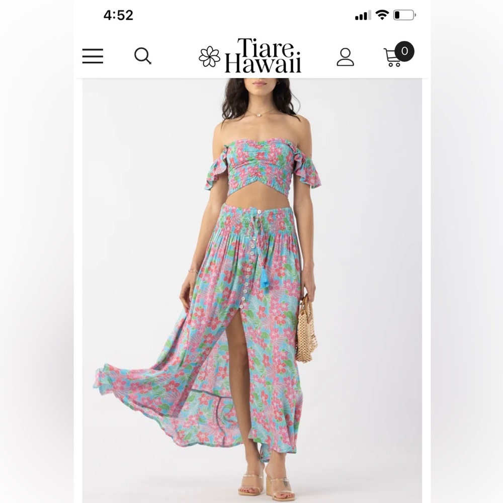 Tiare Hawaii Hollie crop top and Dakota skirt.